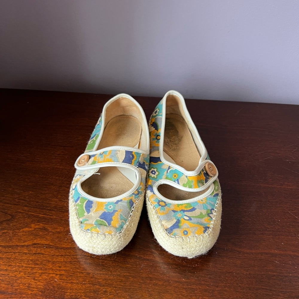 What's What Floral Mary Jane Flats Women's size 6.5 GUC - Picture 2 of 7